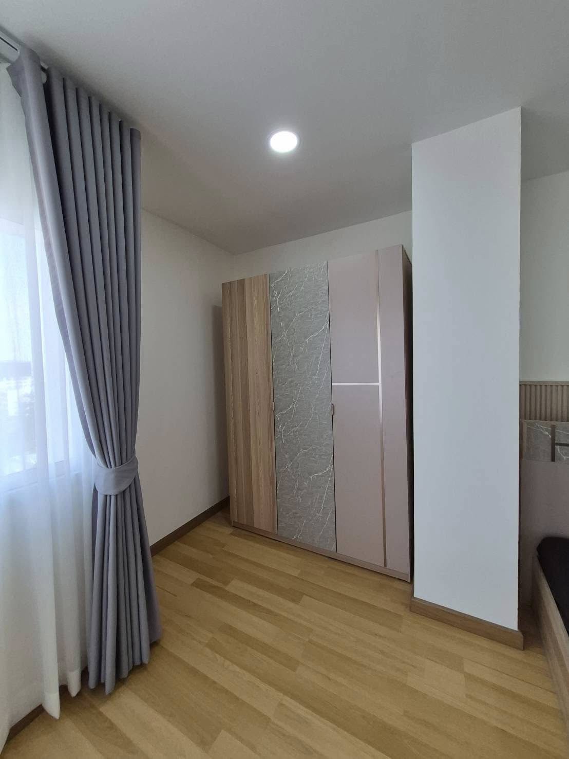 Two Bedroom Condo For Rent