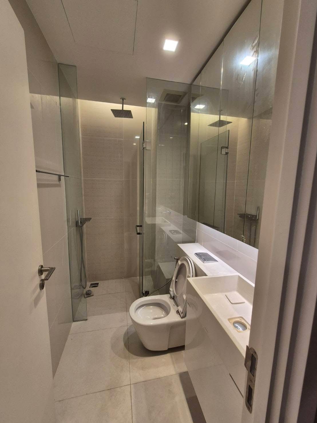 One Bedroom Condo For Rent