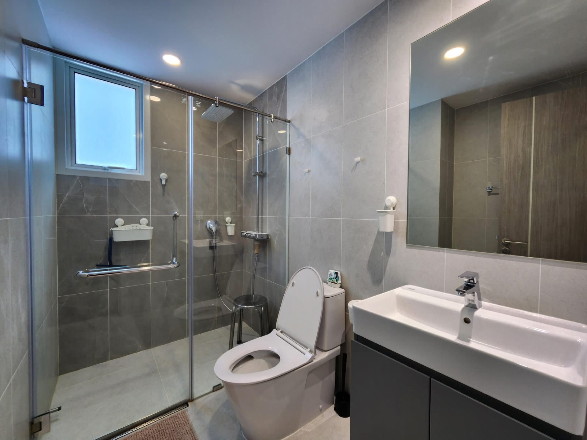 Two Bedroom Condo For Rent