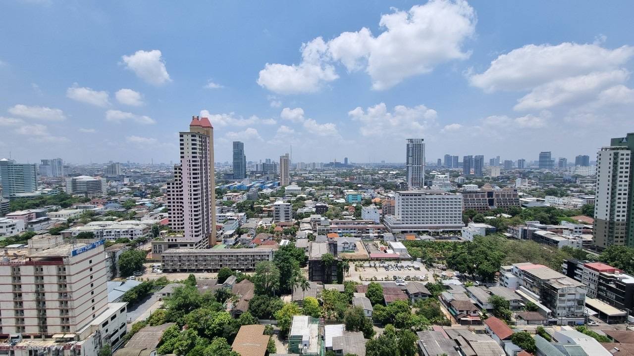 Two Bedroom Condo For Rent