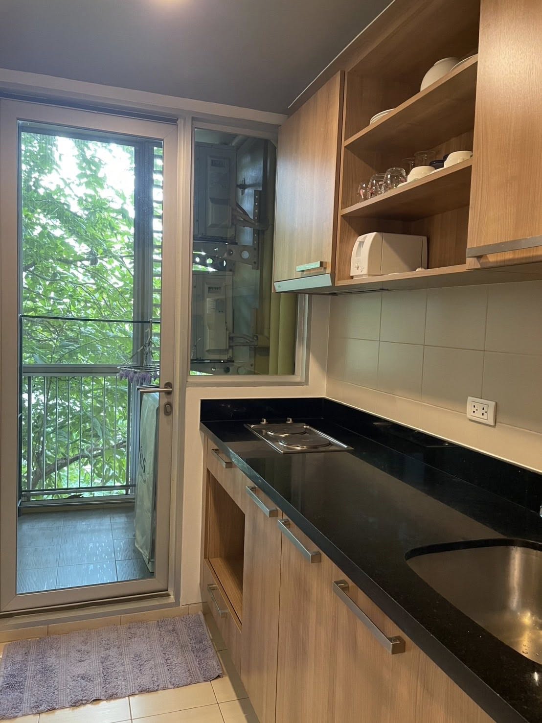 One Bedroom Condo For Rent