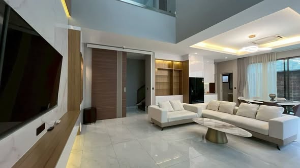 Detached House For Rent