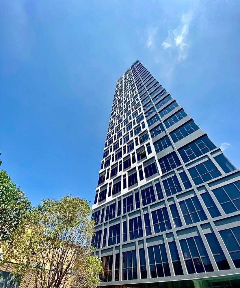 Duplex One Bedroom Condo For Rent