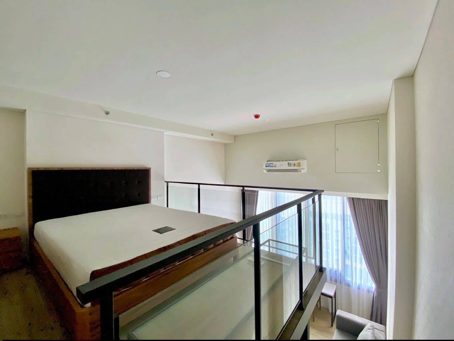 Duplex One Bedroom Condo For Rent