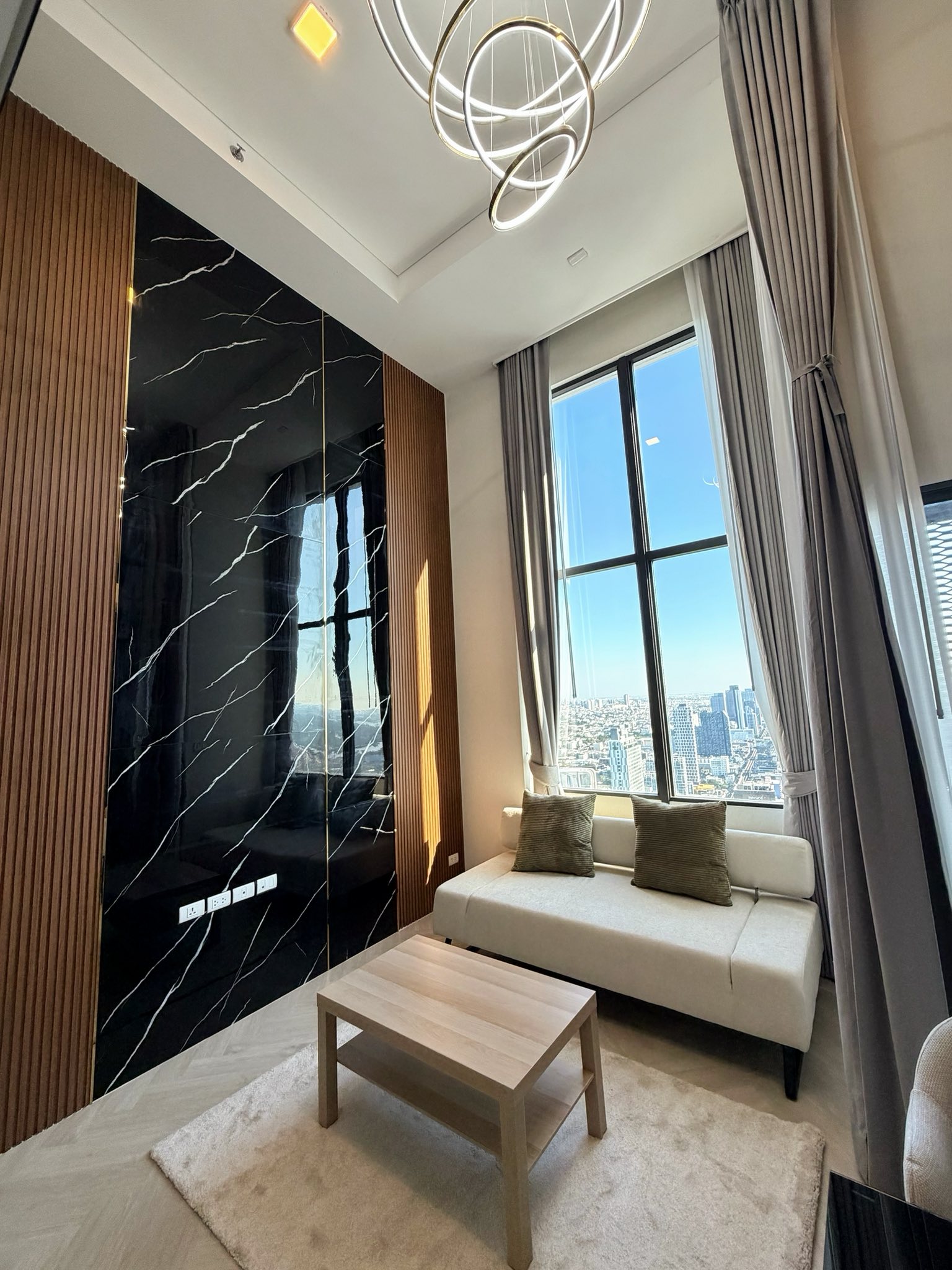 Duplex One Bedroom Condo For Rent