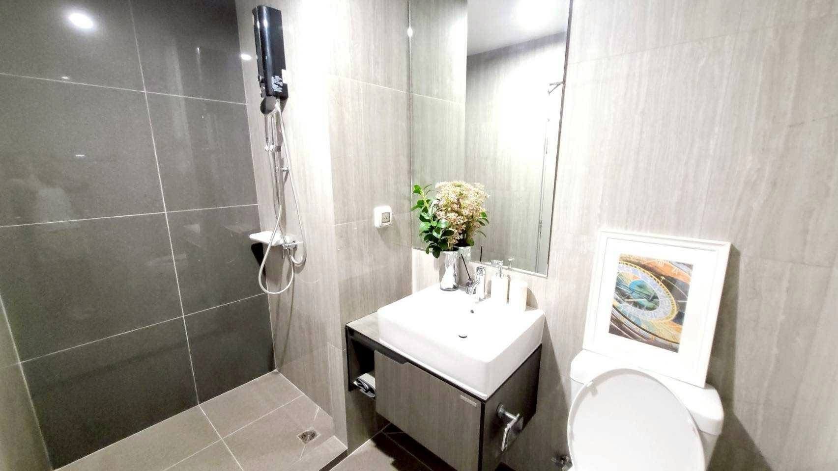 Two Bedroom Condo For Rent