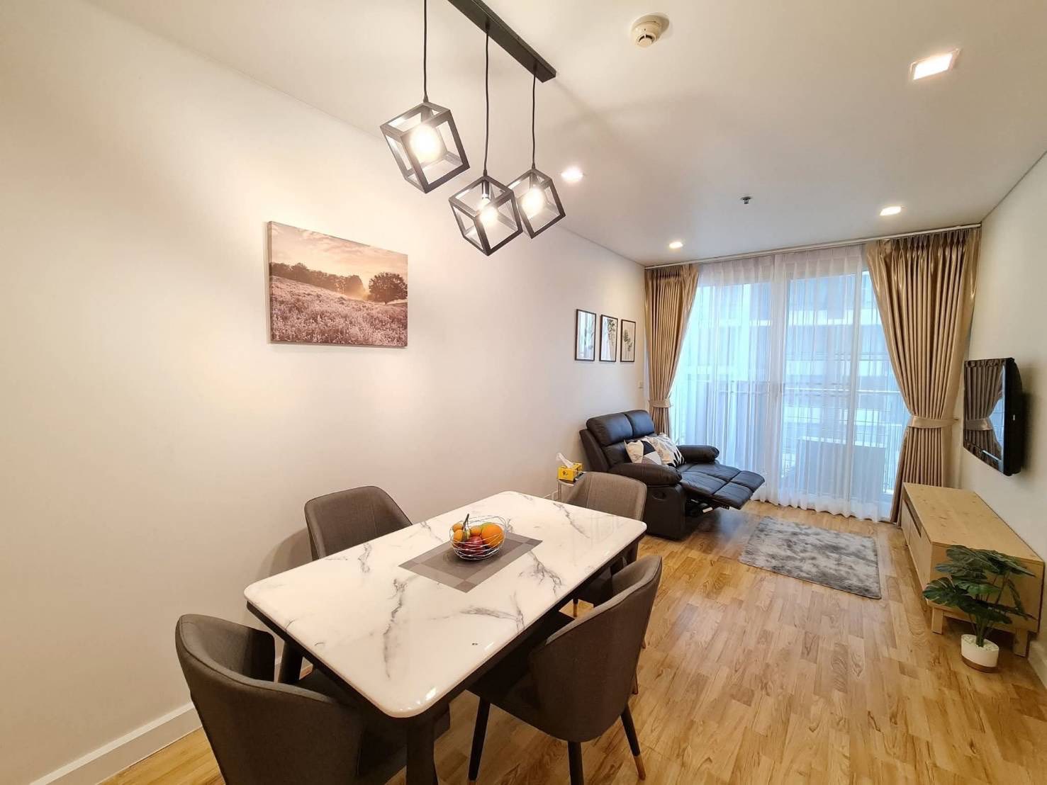 One Bedroom Condo For Rent