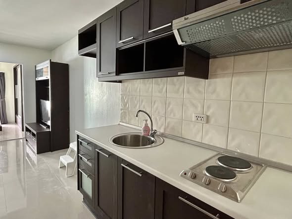 One Bedroom Condo For Rent