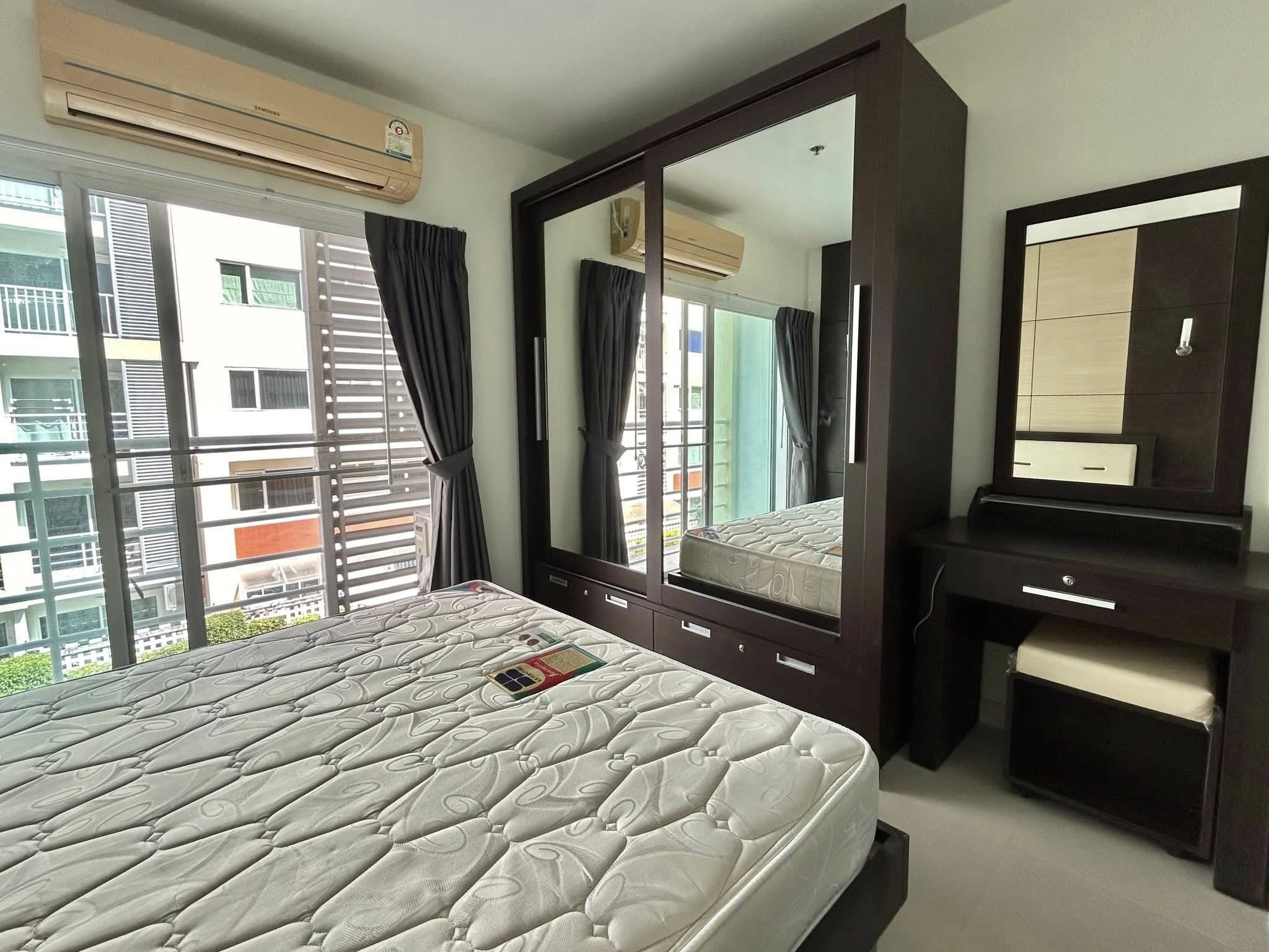 One Bedroom Condo For Rent