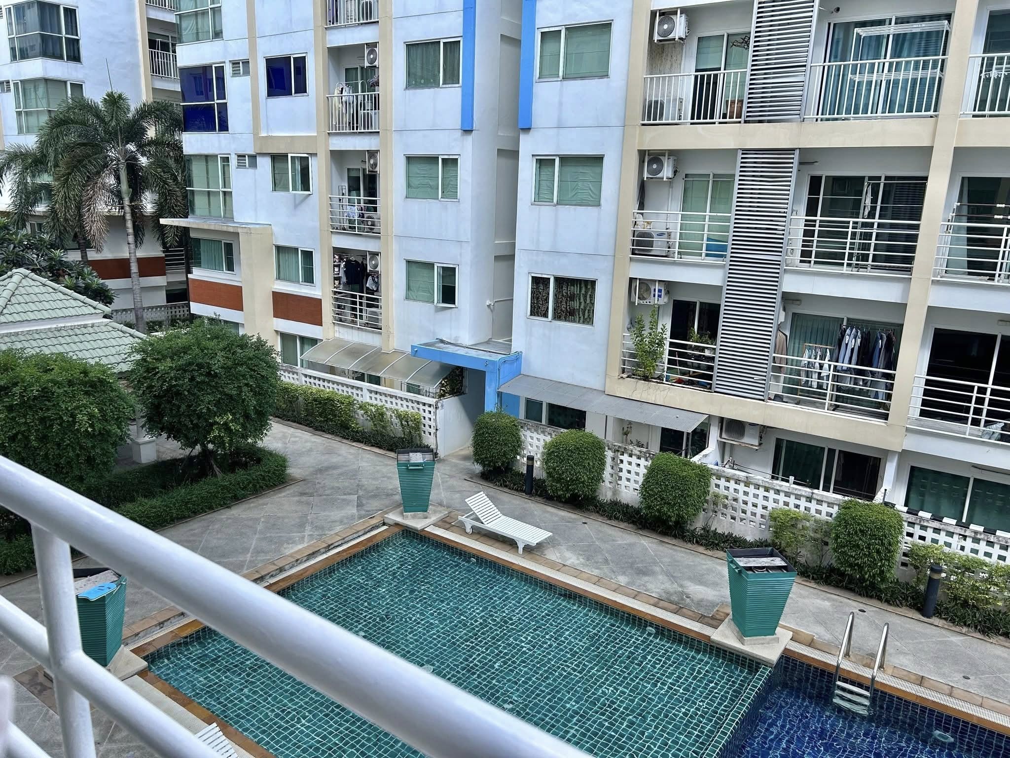 One Bedroom Condo For Rent