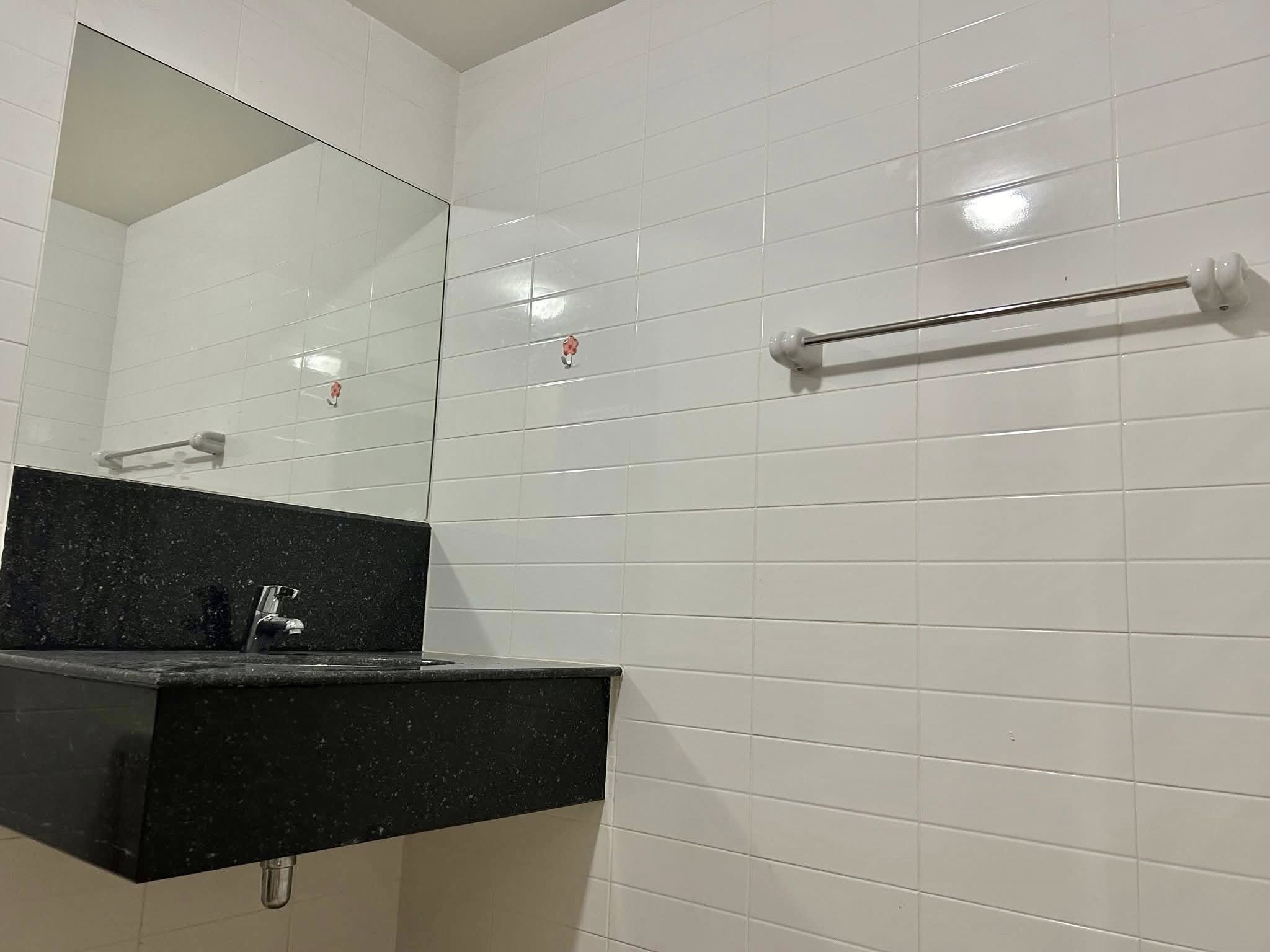 One Bedroom Condo For Rent