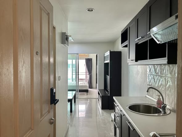 One Bedroom Condo For Rent