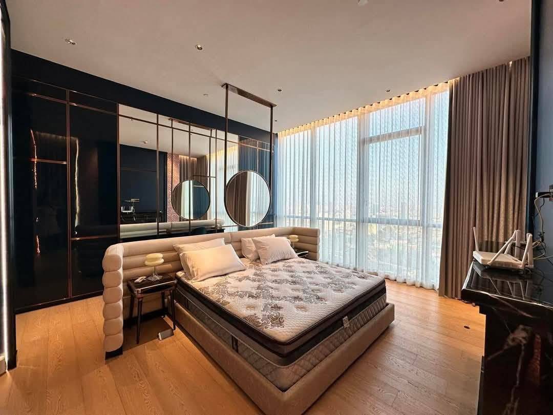 Three Bedroom Condo For Rent