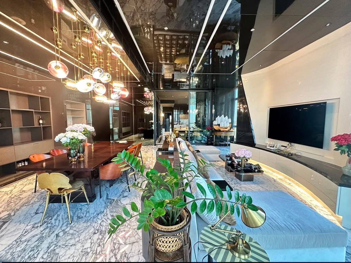 Three Bedroom Condo For Rent