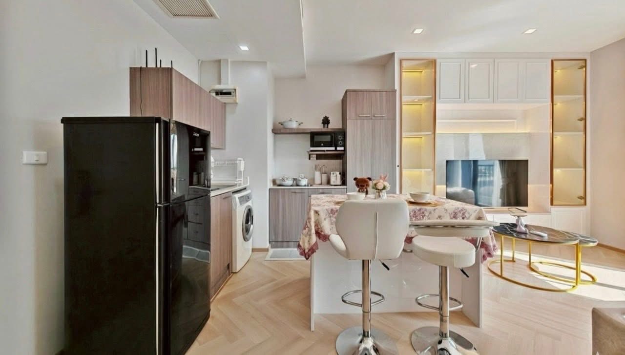 One Bedroom Condo For Rent