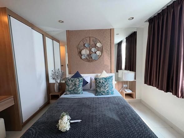 Two Bedroom Condo For Rent