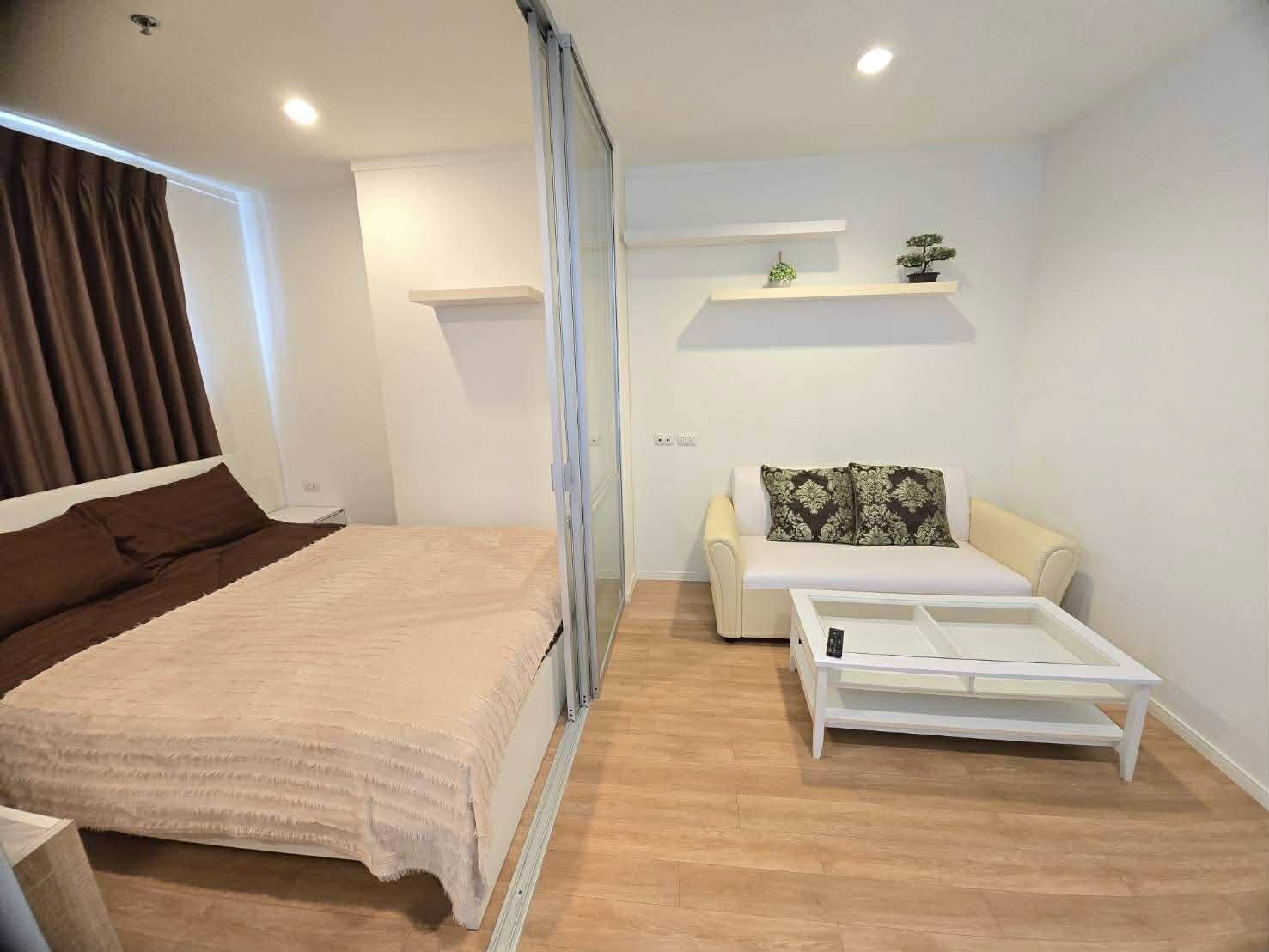 One Bedroom Condo For Rent