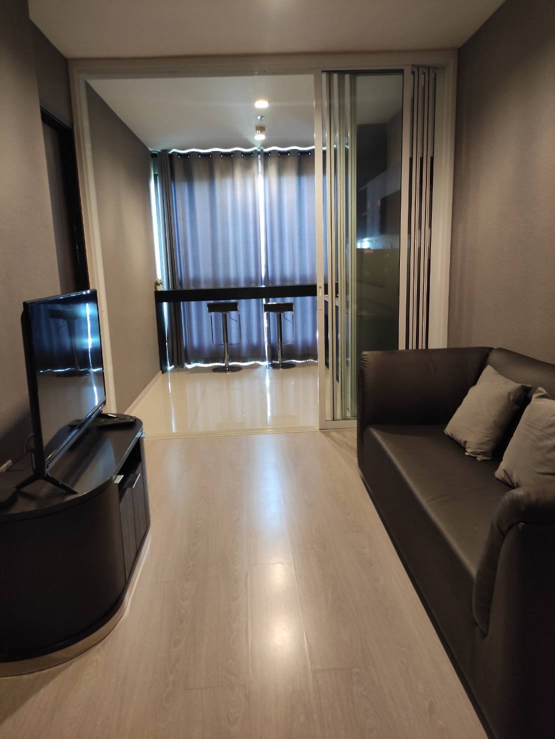 One Bedroom Condo For Rent