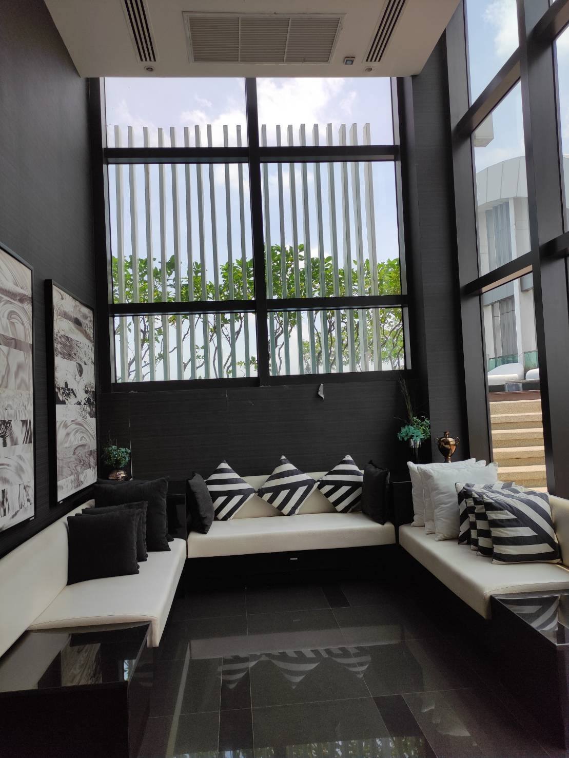 One Bedroom Condo For Rent