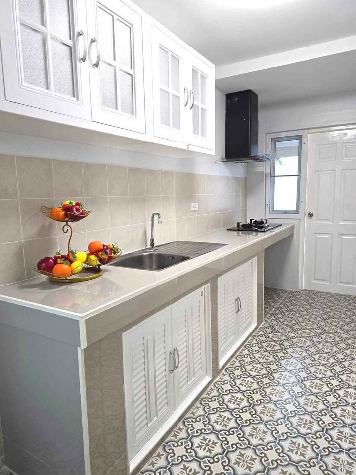 Detached House For Sale