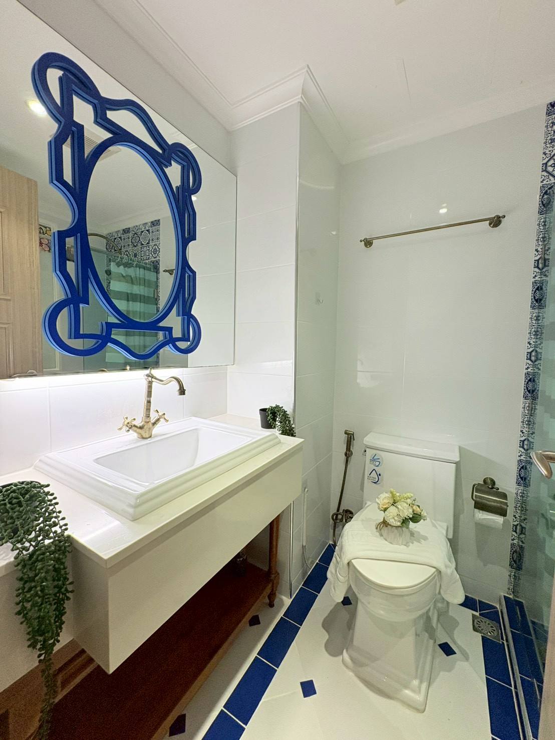 One Bedroom Condo For Rent