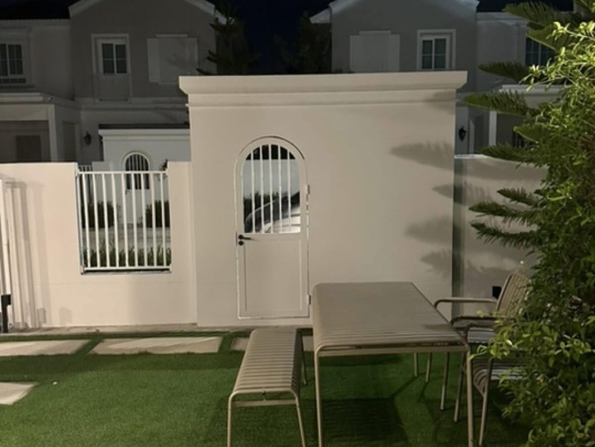 Detached House For Rent