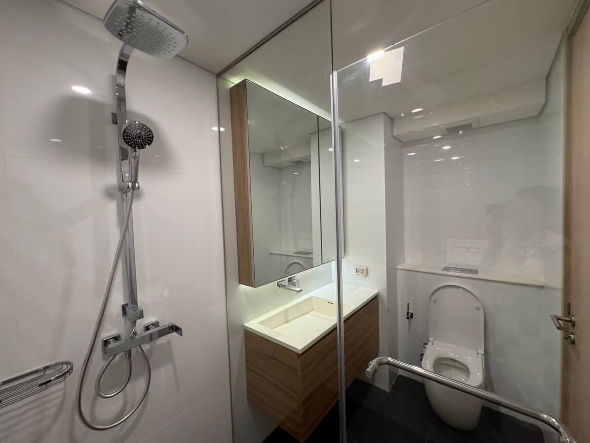 Duplex One Bedroom Condo For Rent