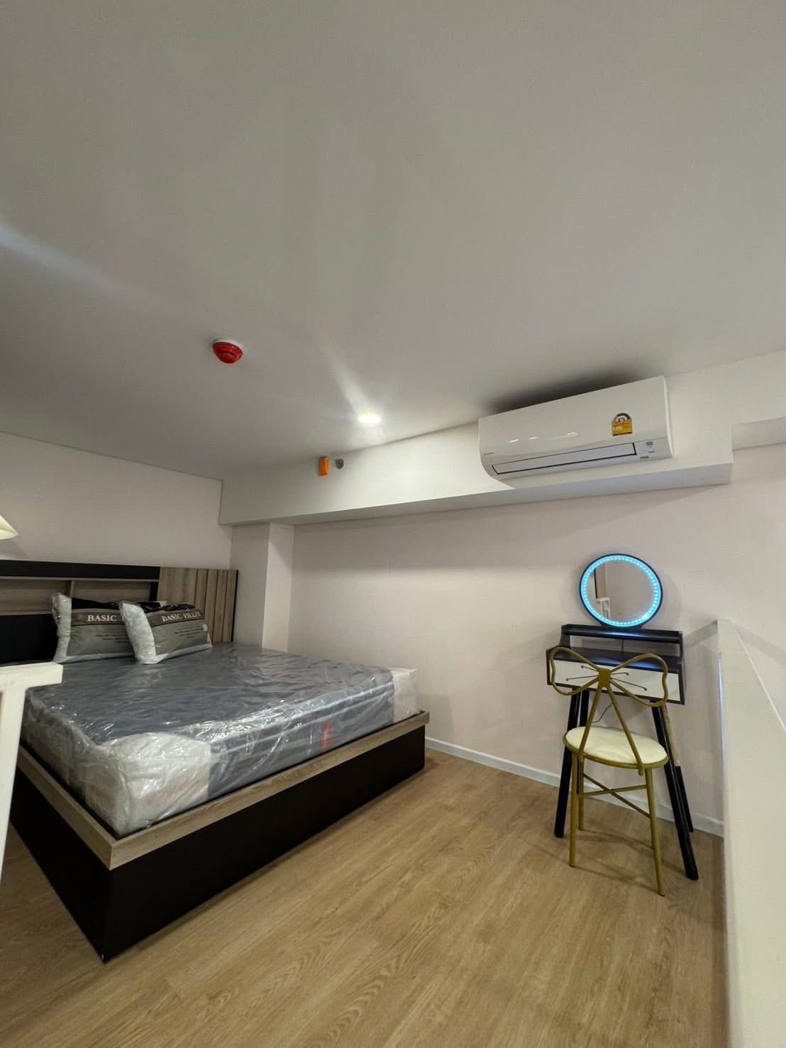 Duplex One Bedroom Condo For Rent