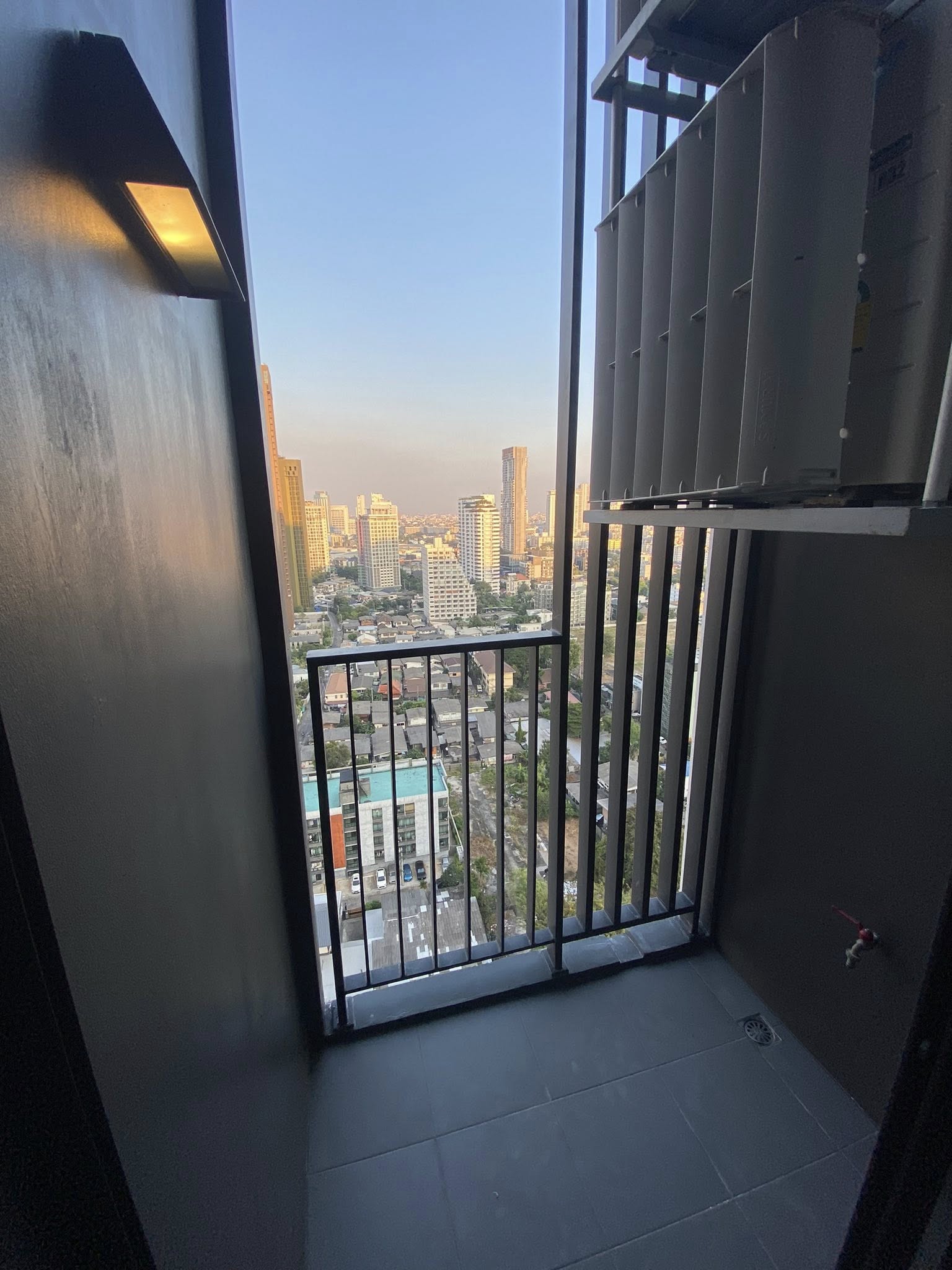 One Bedroom Condo For Rent