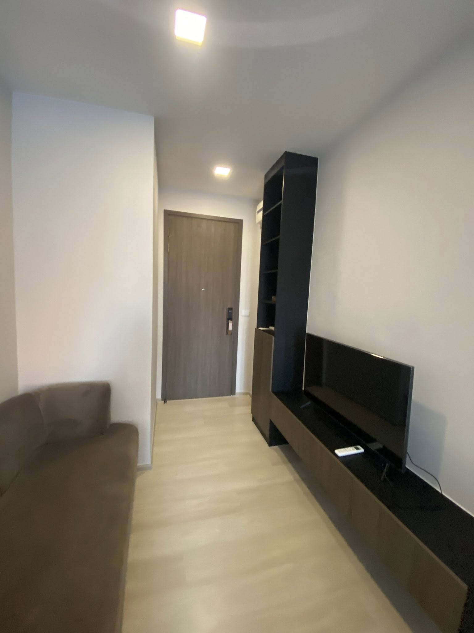 One Bedroom Condo For Rent