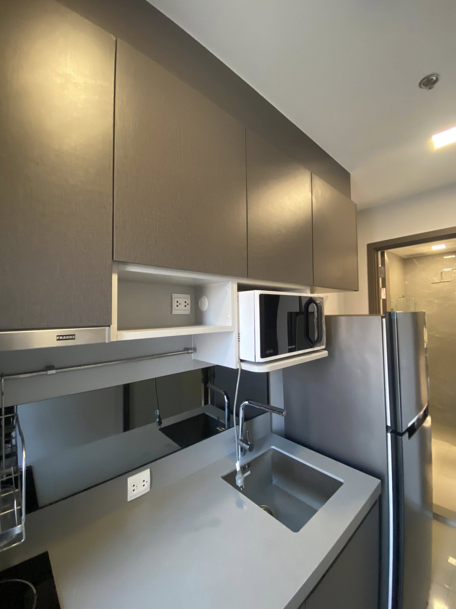 One Bedroom Condo For Rent