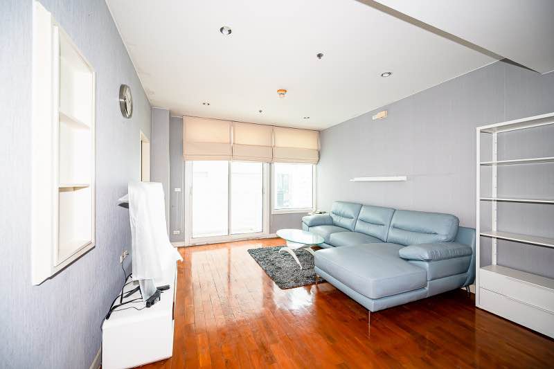 One Bedroom Condo For Rent