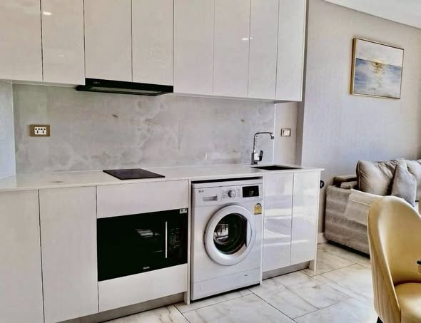 One Bedroom Condo For Rent