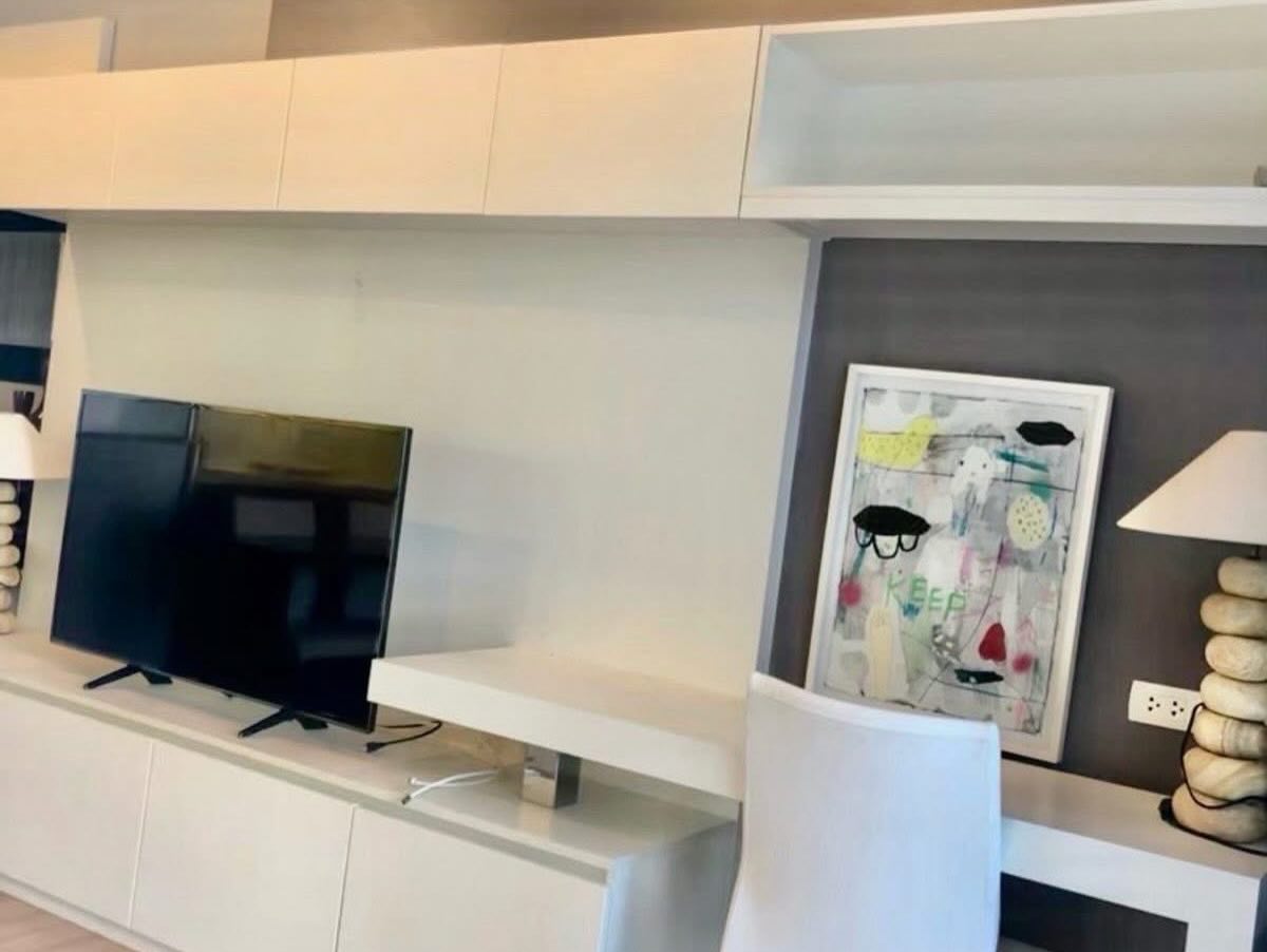 One Bedroom Condo For Rent