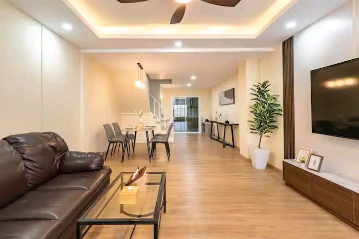 One Bedroom Condo For Rent