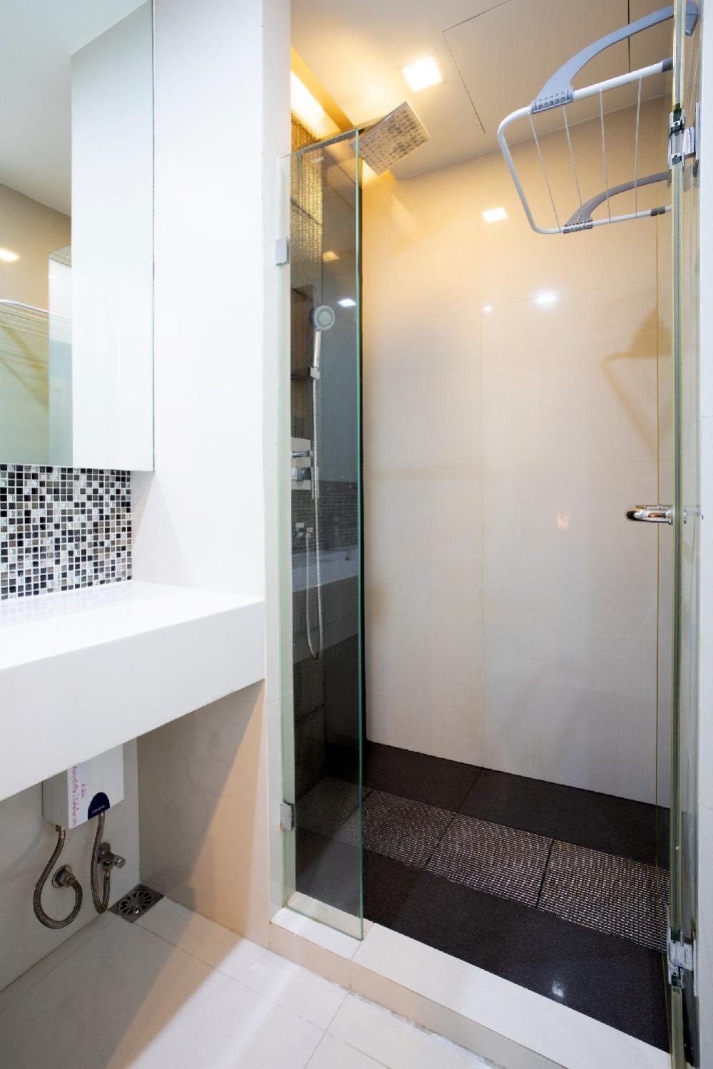 One Bedroom Condo For Rent