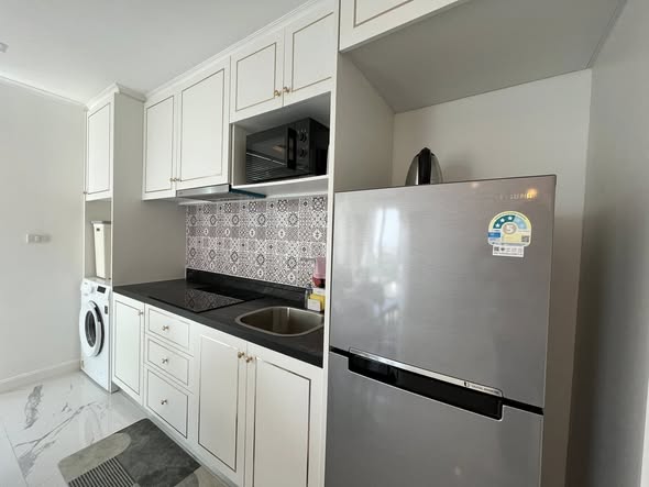 Two Bedroom Condo For Rent