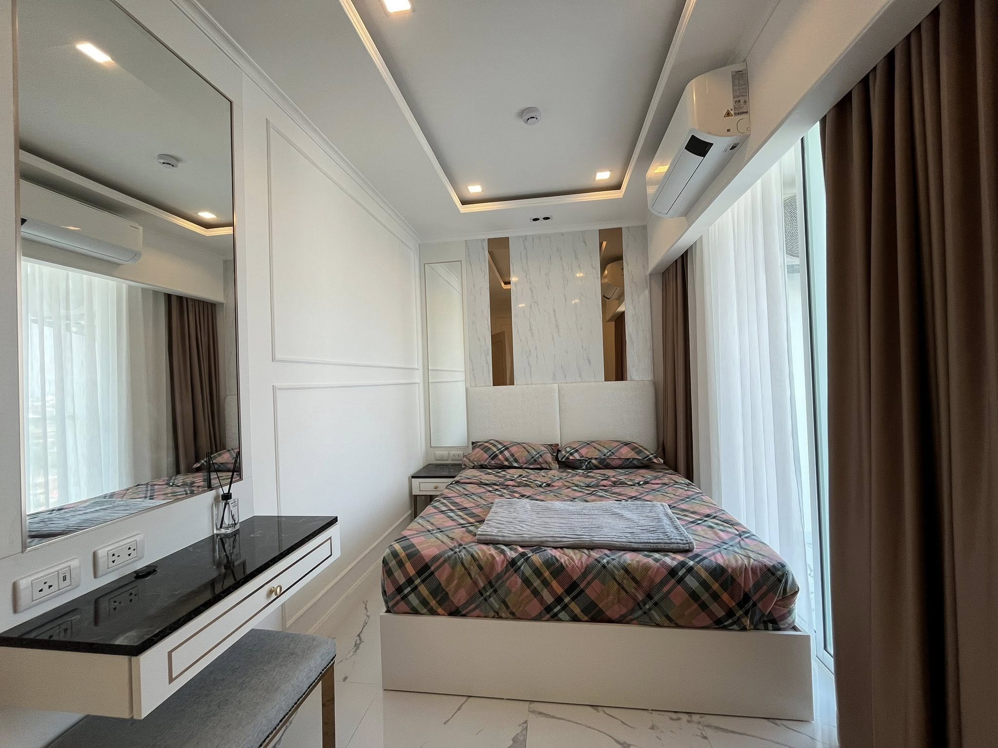 Two Bedroom Condo For Rent