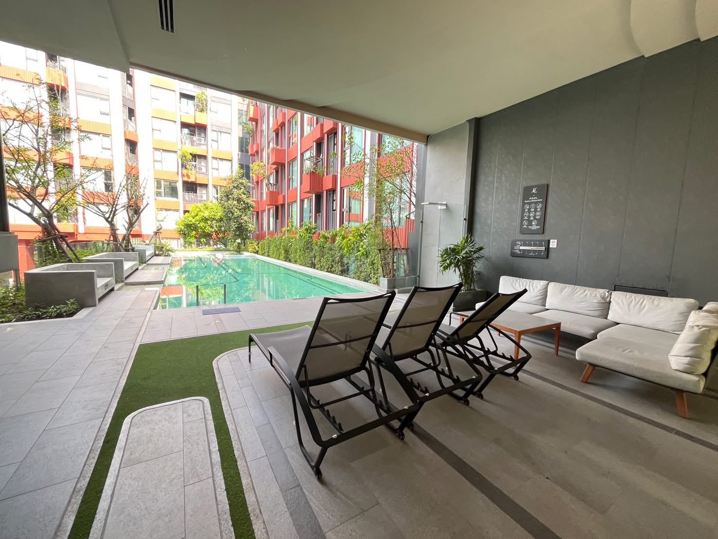 One Bedroom Condo For Rent