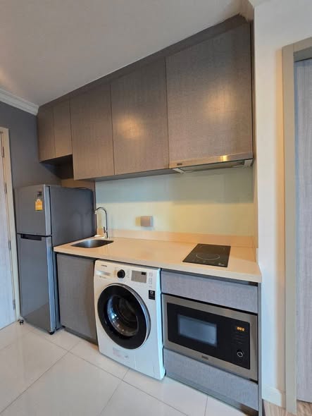 One Bedroom Condo For Rent