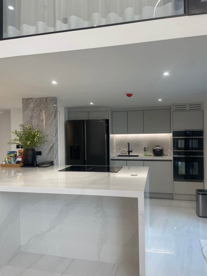 Three Bedroom Penthouse For Rent