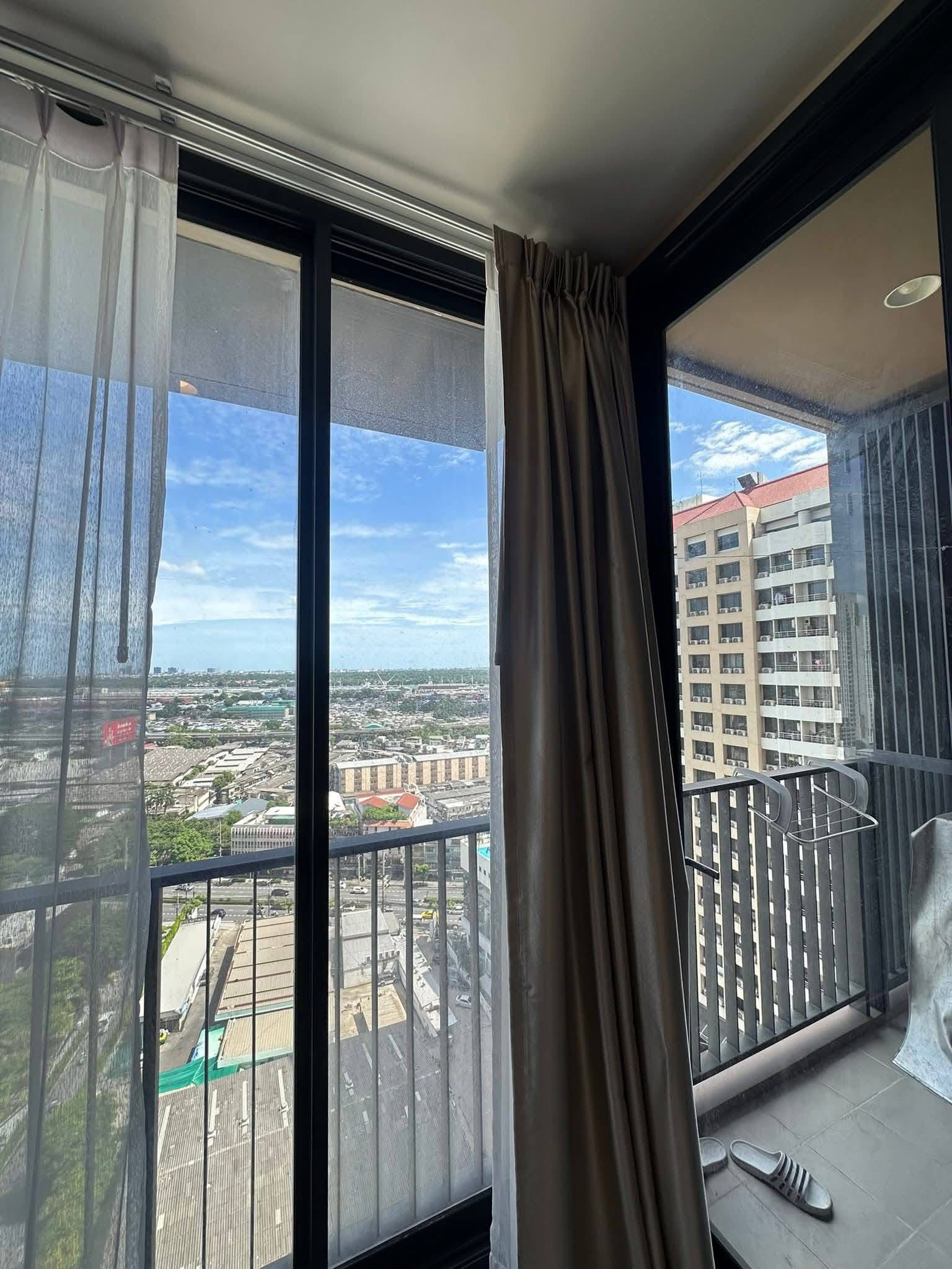 One Bedroom Condo For Rent