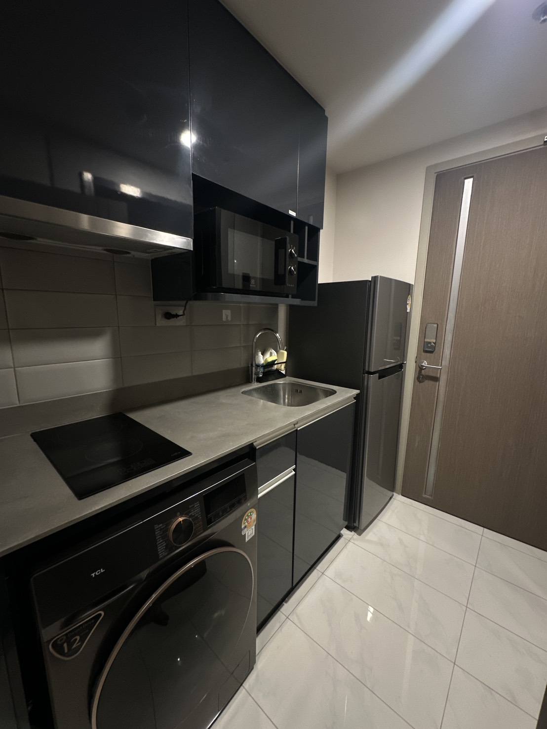 One Bedroom Condo For Rent