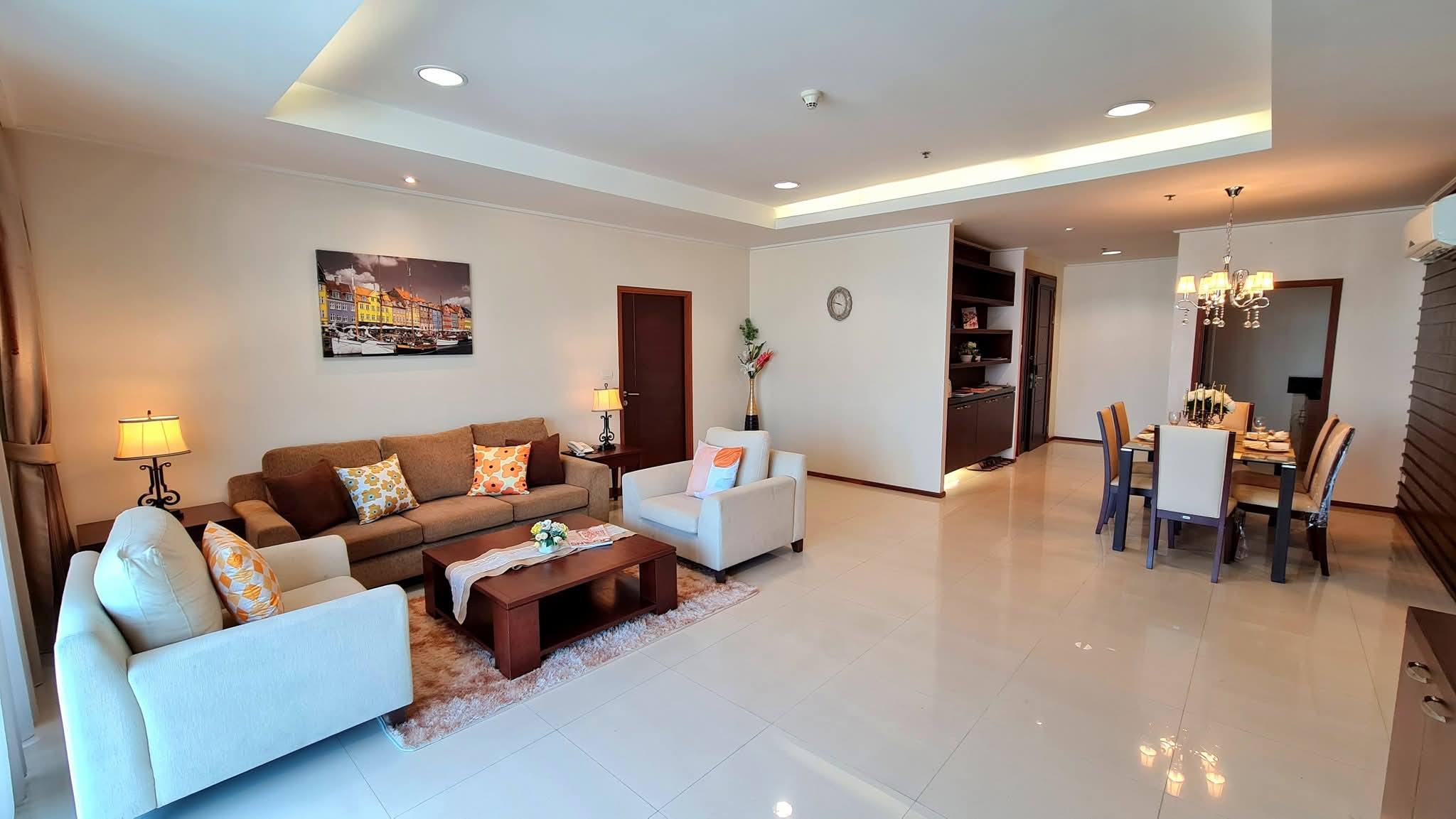 Three Bedroom Condo For Rent