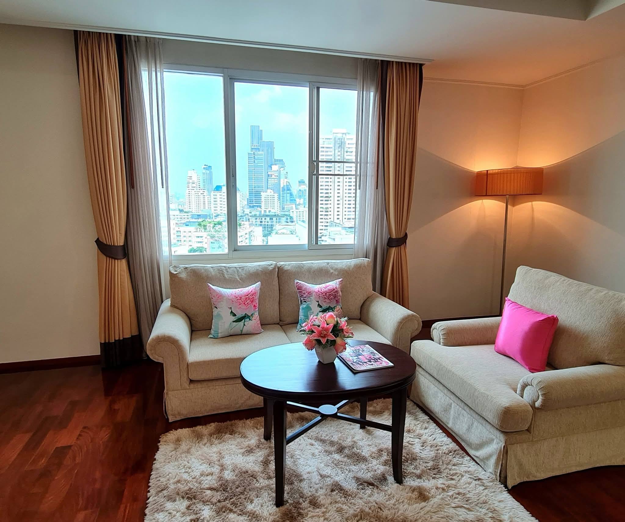 Three Bedroom Condo For Rent