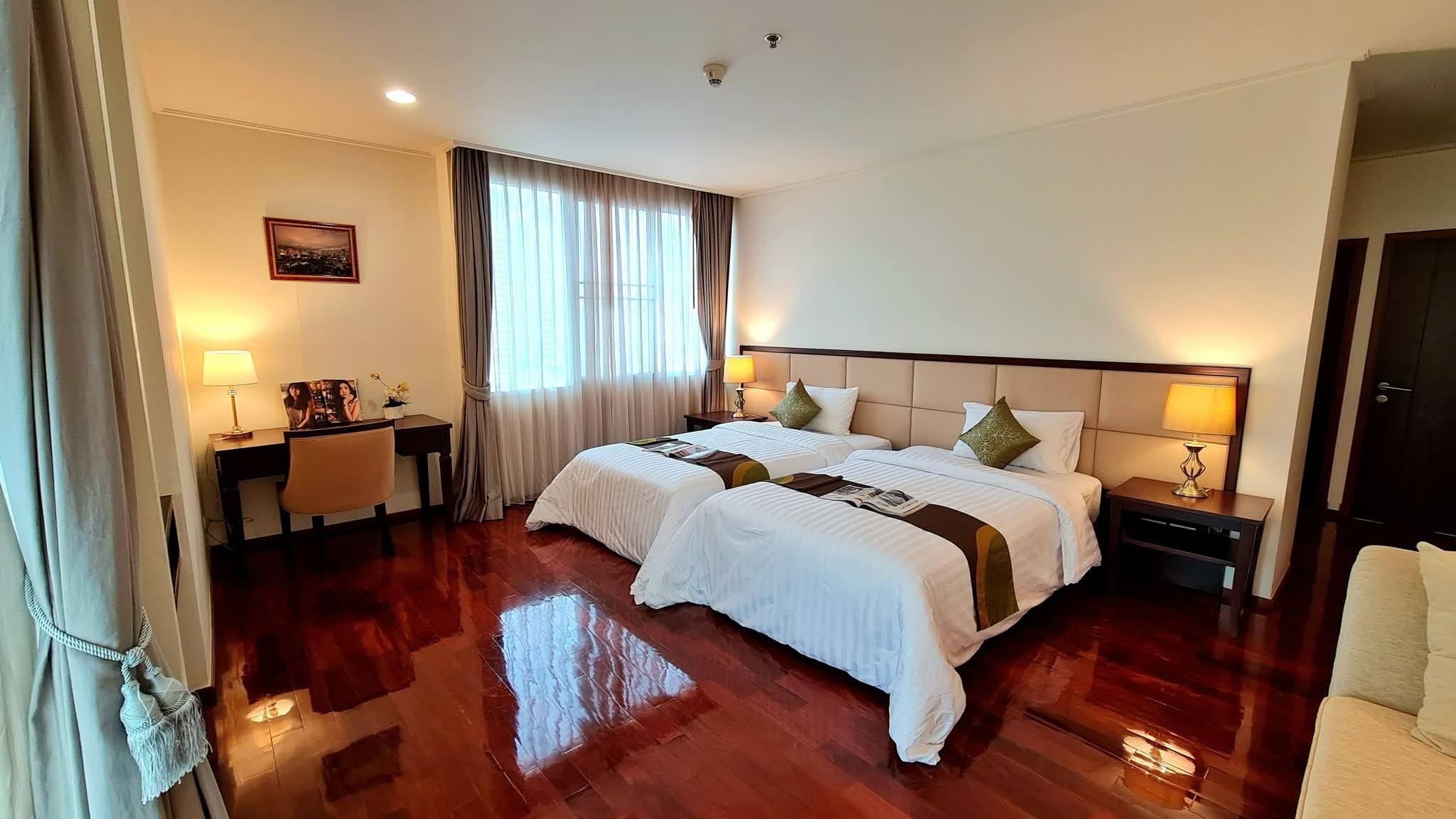 Three Bedroom Condo For Rent