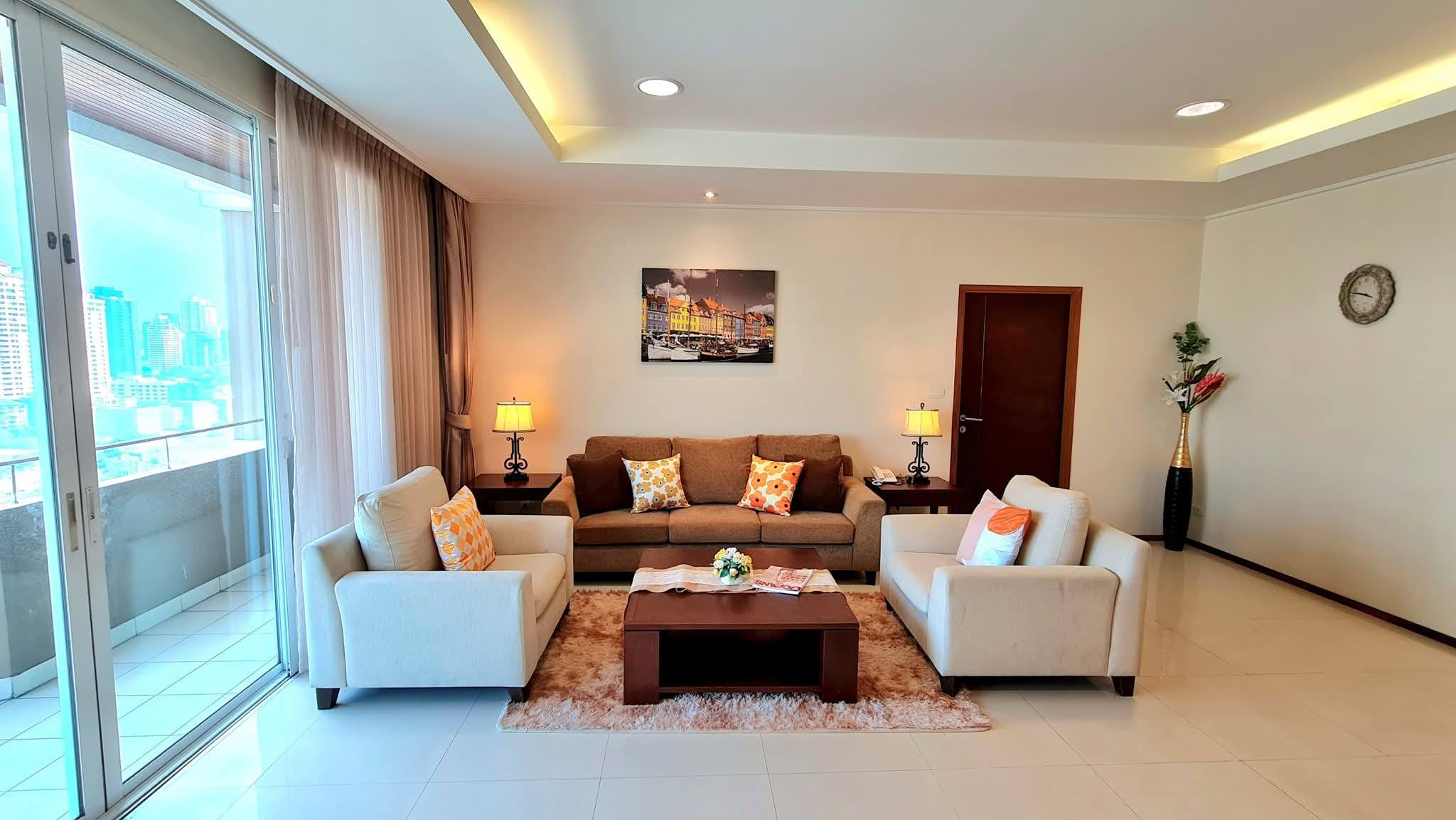 Three Bedroom Condo For Rent