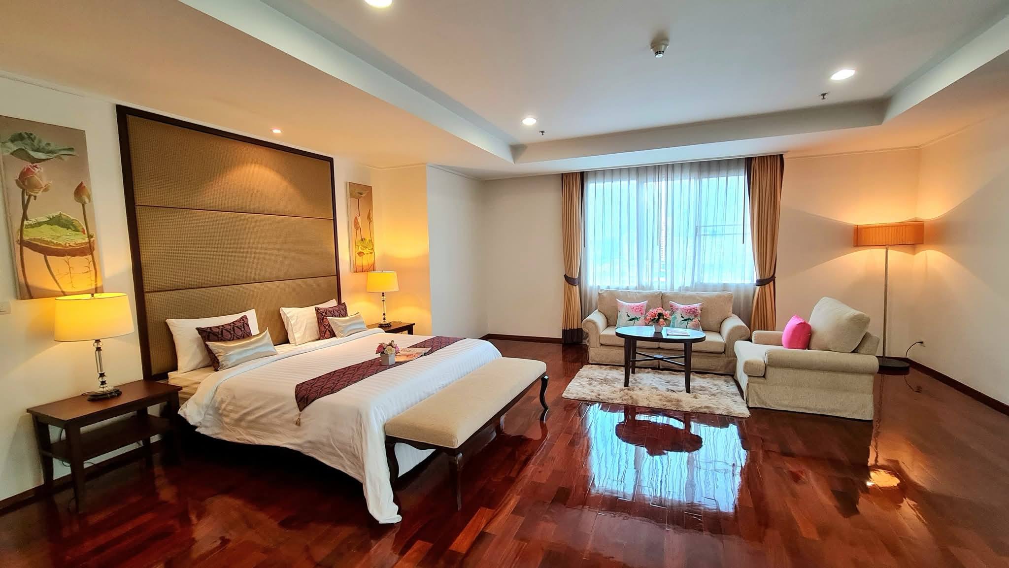 Three Bedroom Condo For Rent