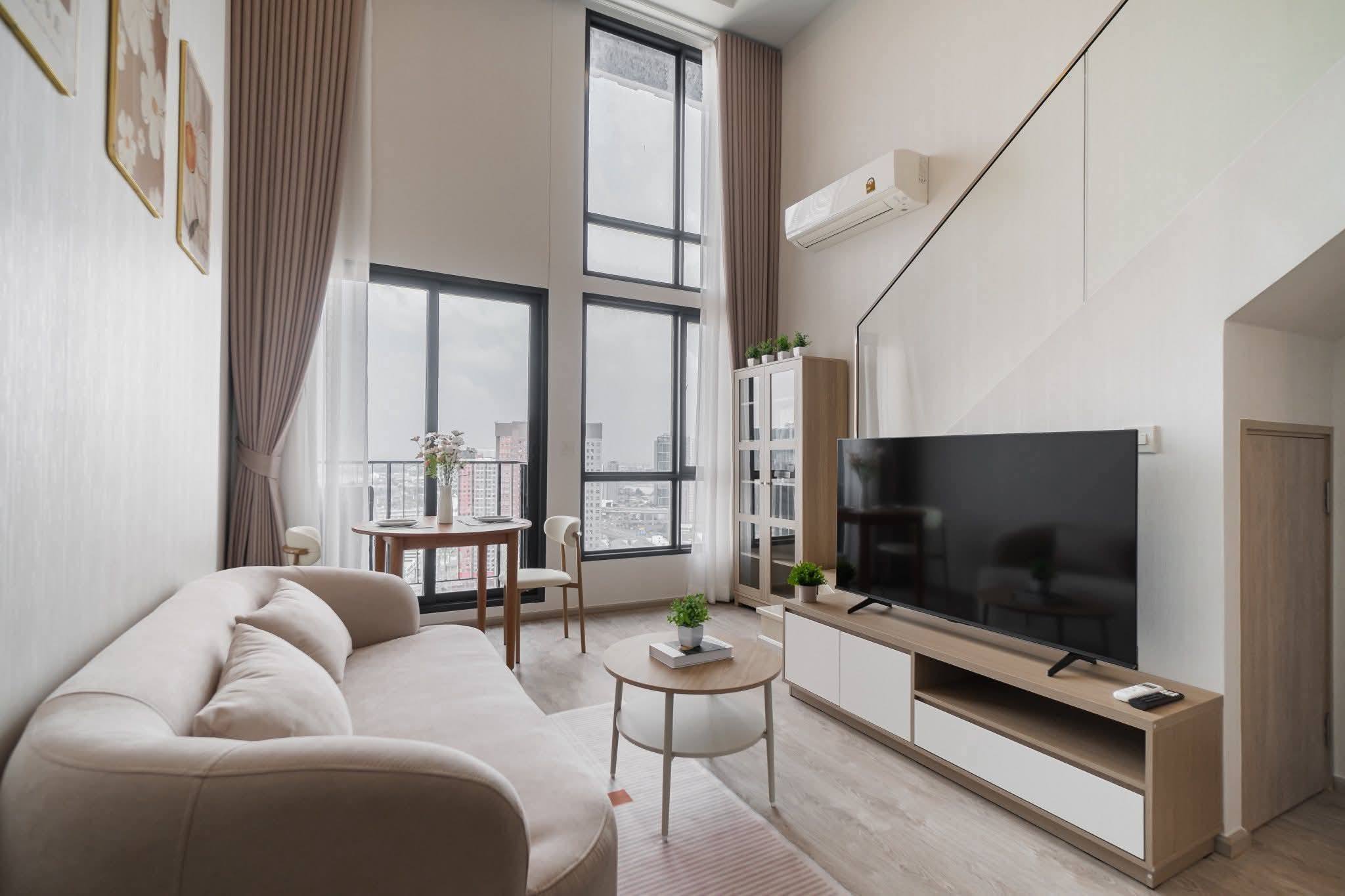 Duplex One Bedroom Condo For Rent