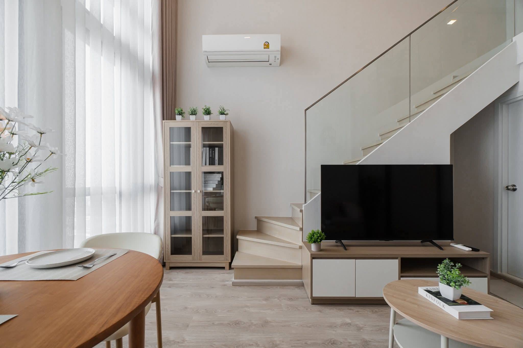 Duplex One Bedroom Condo For Rent